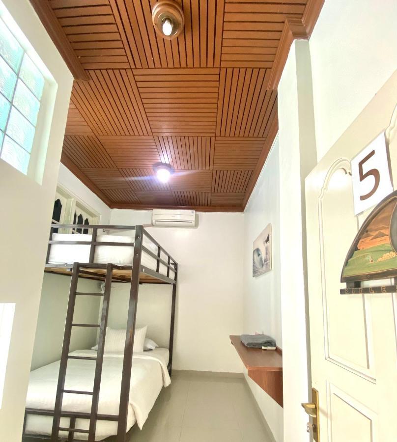 Sentosa Lodge Padang  Zewnętrze zdjęcie
